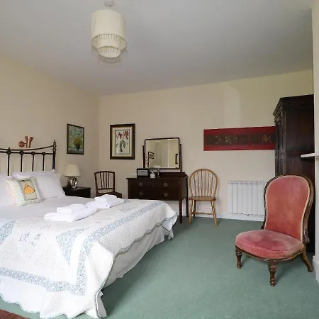 Holiday home Dale House *